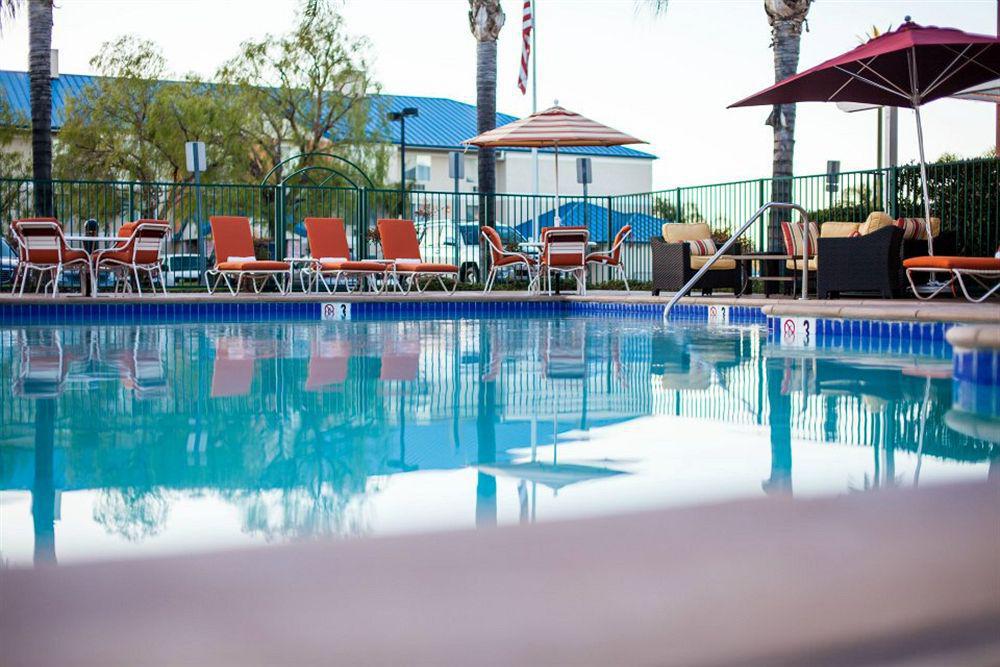 Residence Inn By Marriott Santa Clarita Valencia Exterior foto